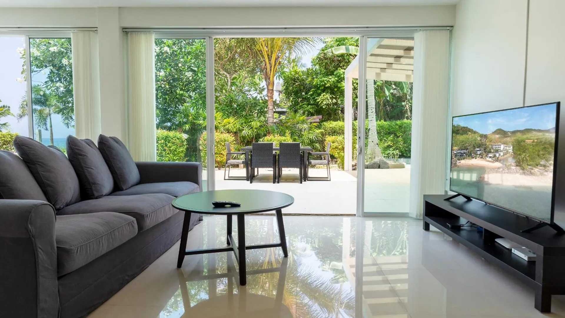 Exclusive Beach Apartment With Wonderful View Ko Lanta