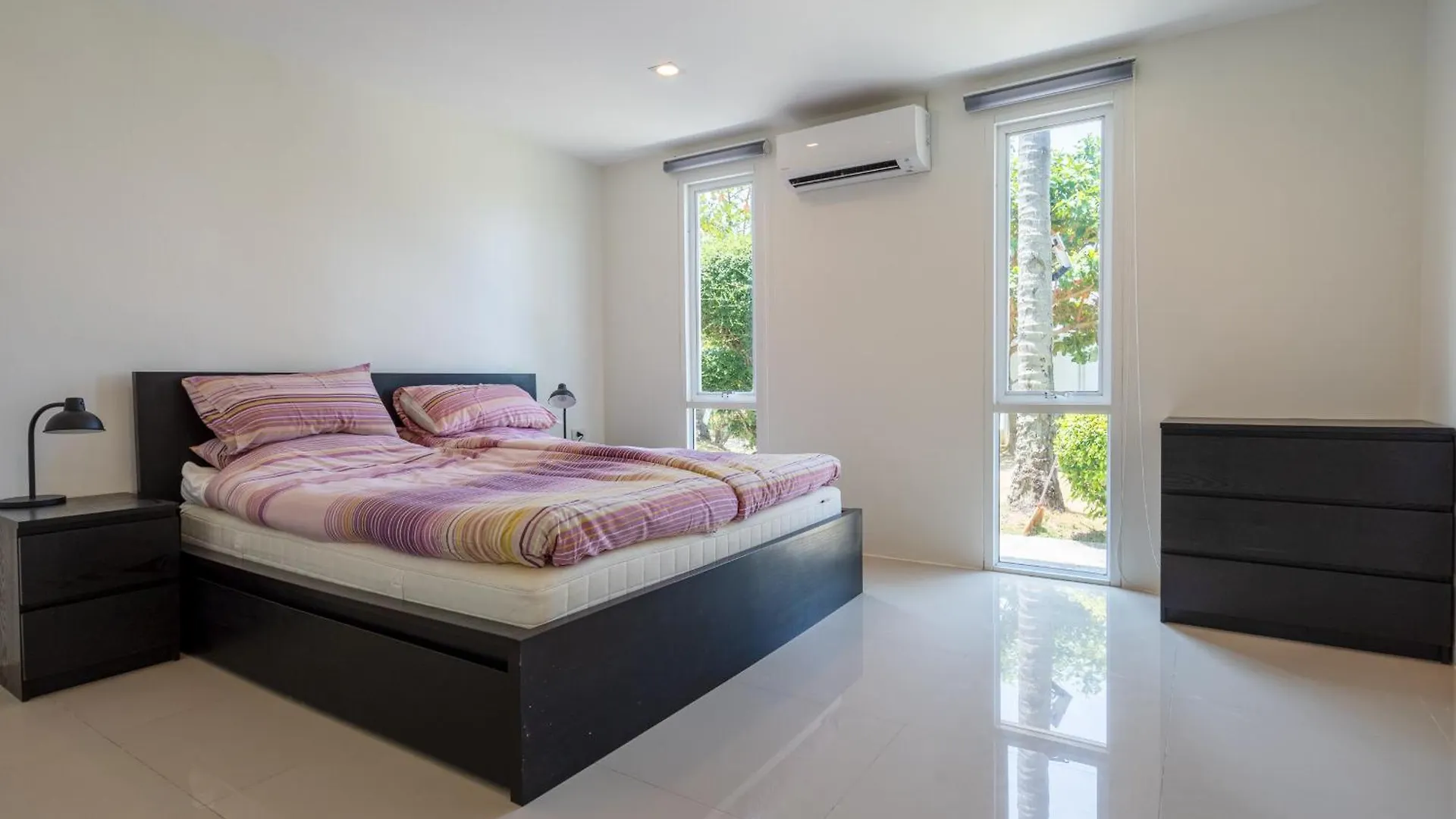 Exclusive Beach Apartment With Wonderful View Ko Lanta